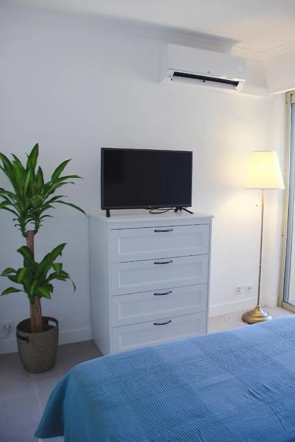 Antibes Centre, 2P, Terrasse, Garage Apartment