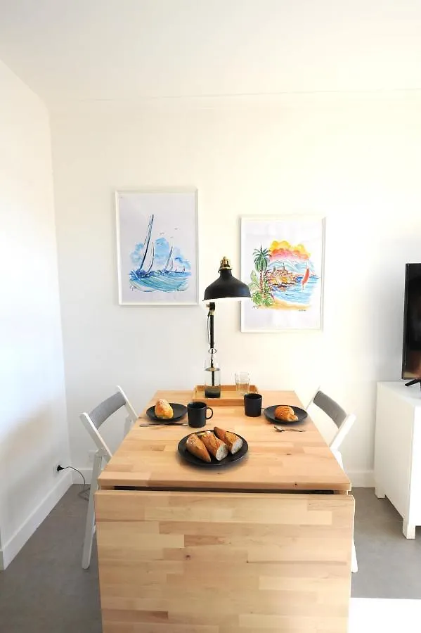 Antibes Centre, 2P, Terrasse, Garage Apartment